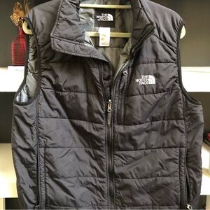 Vintage North Face Black Puffer Vest (PLS READ DESCRIPTION 1ST BEFORE BUYING)